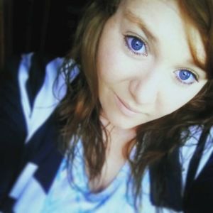 Meet your Posher, Joni